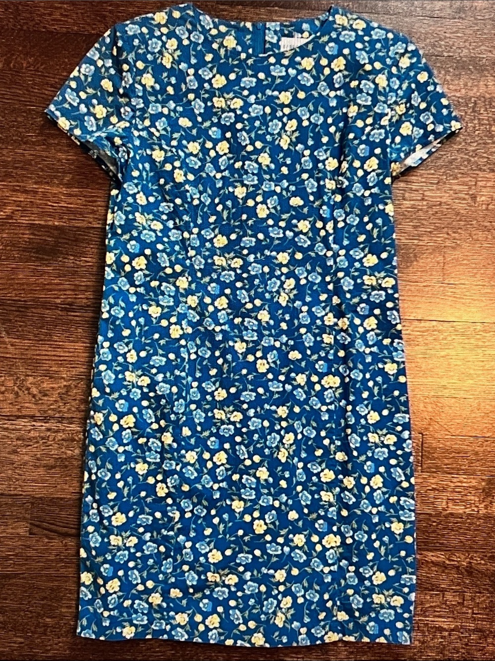 Blue Floral Mini Dress with Short Sleeves - Picture 4 of 6